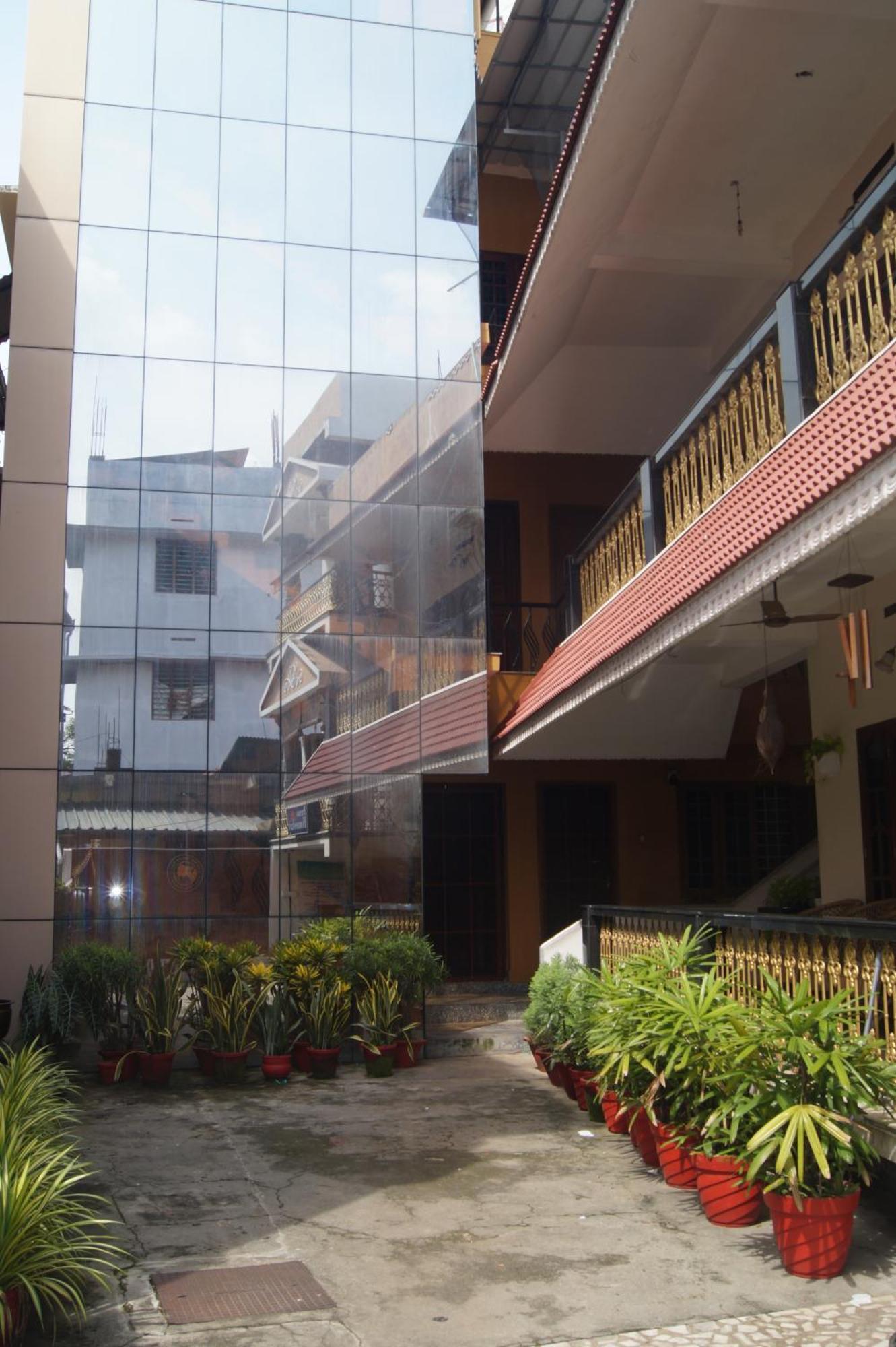 Prems Homestay Kochi Buitenkant foto